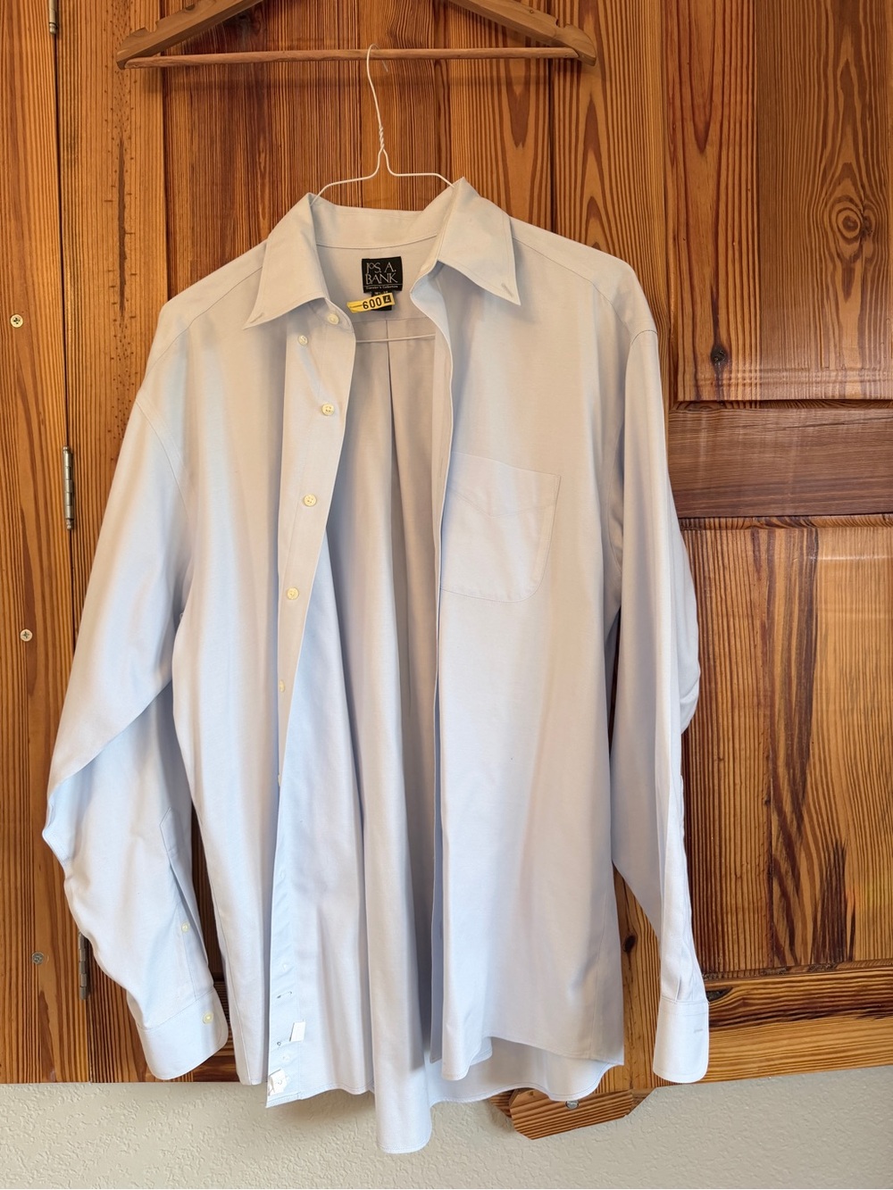 Jos. A. Bank Light Blue Men's Dress Shirt - Traveller’s Collection - 16.5-35
